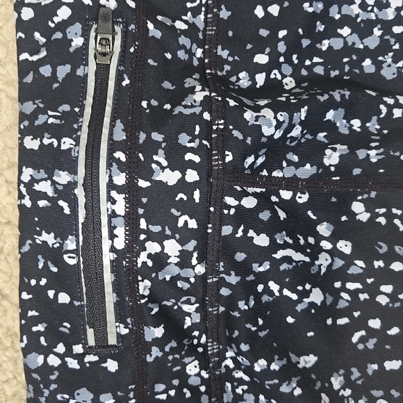 Athleta Black and White Leggings Size Small - Picture 9 of 11